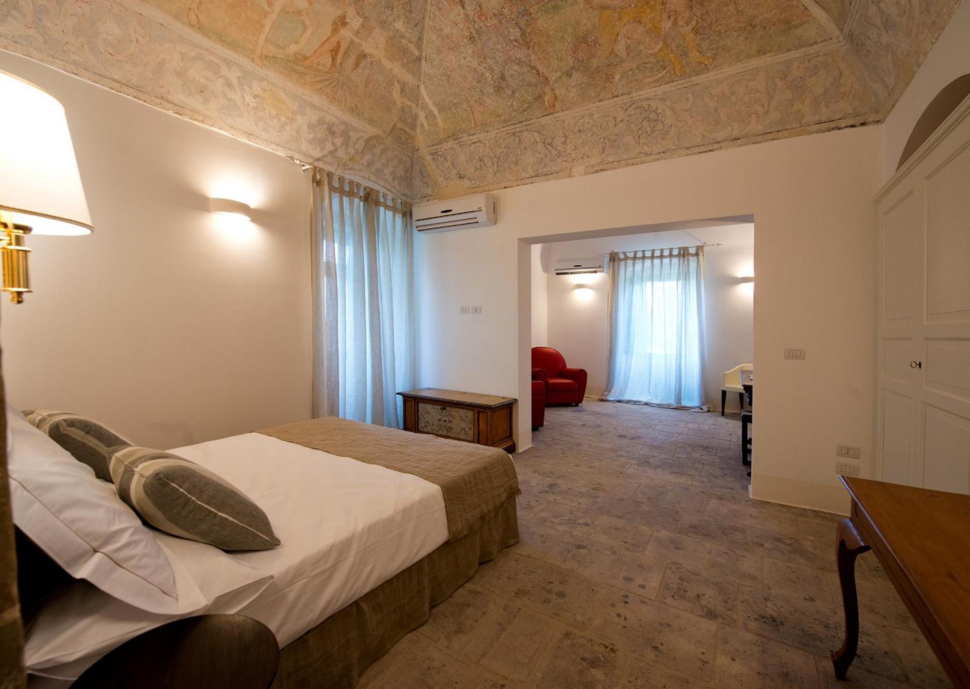 Palazzo Ducale Venturi - Luxury Hotel & Wellness Minervino di Lecce Kültér fotó